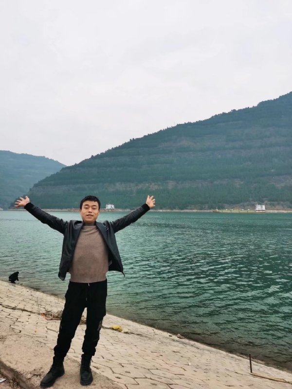 寂寞的风的第一张照片--广东基督教相亲网