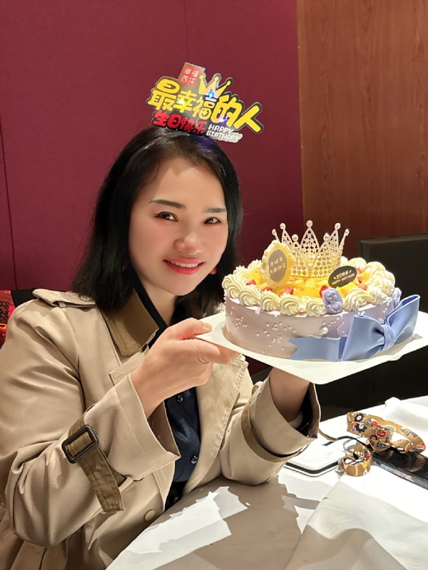 Apple的第一张照片--广东基督教相亲网