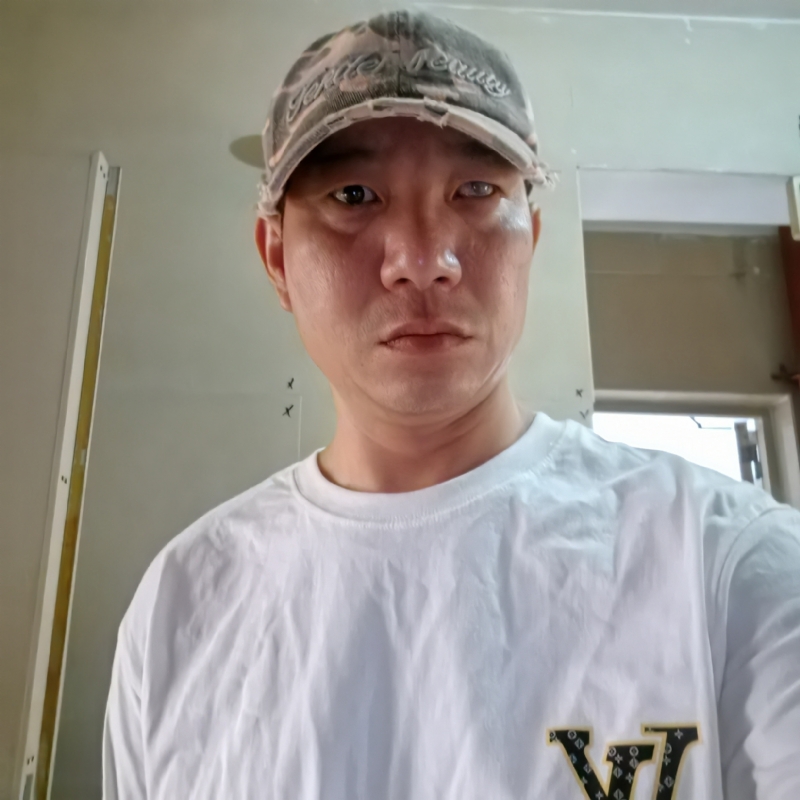 小心做人的第一张照片--广东基督教相亲网